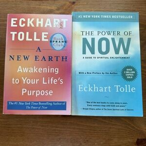 Eckhart Tolle Book  The Power of Now & A New Earth Spirit Personal development